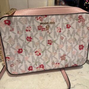 Michael kors floral crossbody Nwt